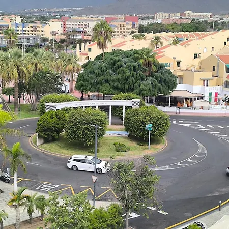 Parque Royal Playa Fanabe 公寓